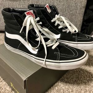 Vans high top classic black shoes size 10 color black